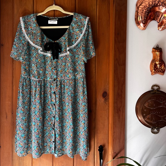 yves saint laurent paris silk ditsy floral dress with bow and crochet trim - Picture 2 of 6